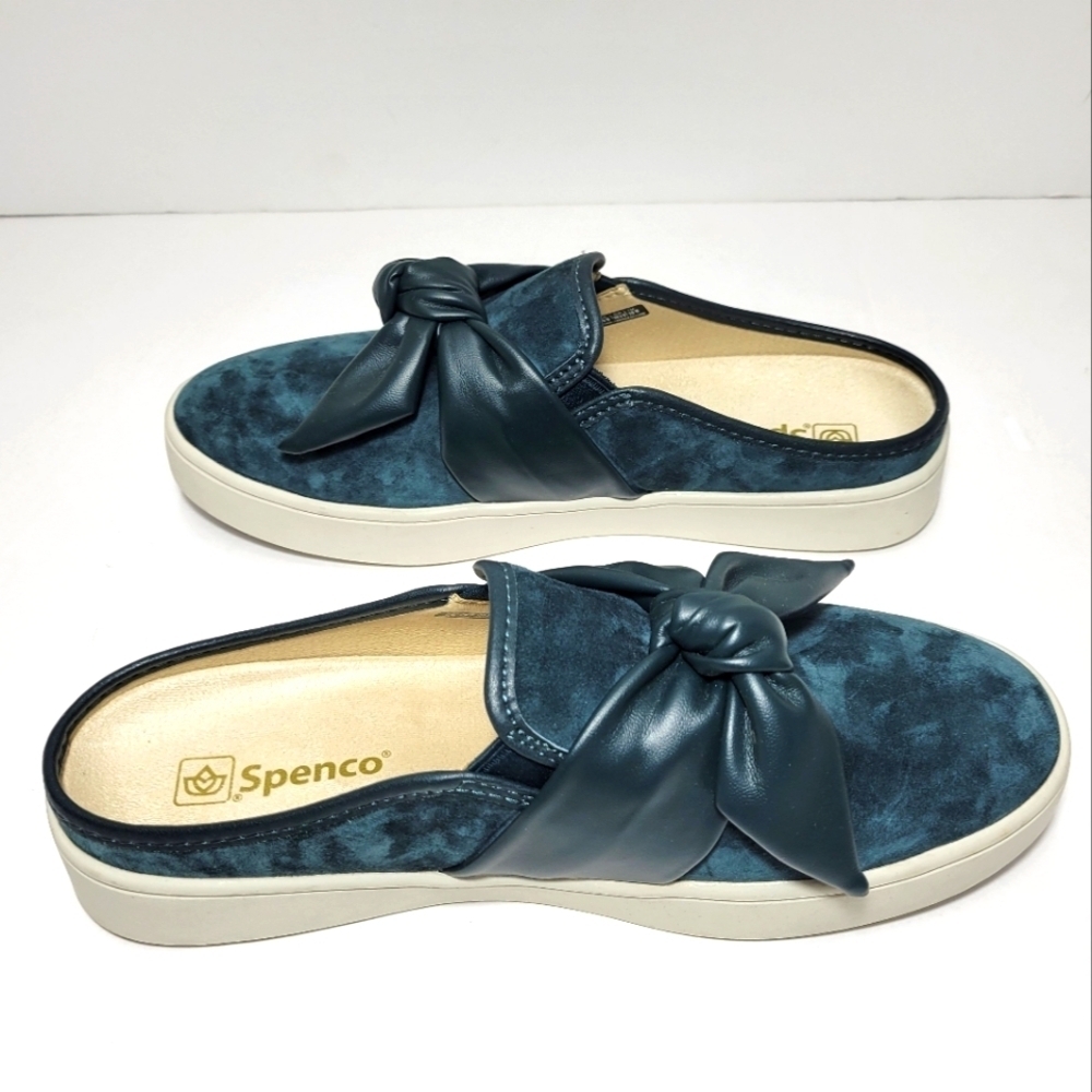 Spenco Women's Barbados  Green soft Suede Slide Mules Size 8B